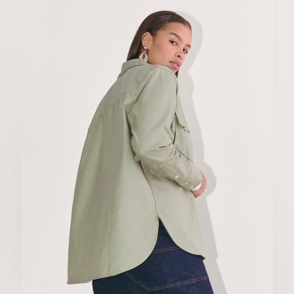 EVERLANE NWT The Boyfriend Shirt in Flannel, Seagrass, Size Medium - Picture 8 of 15